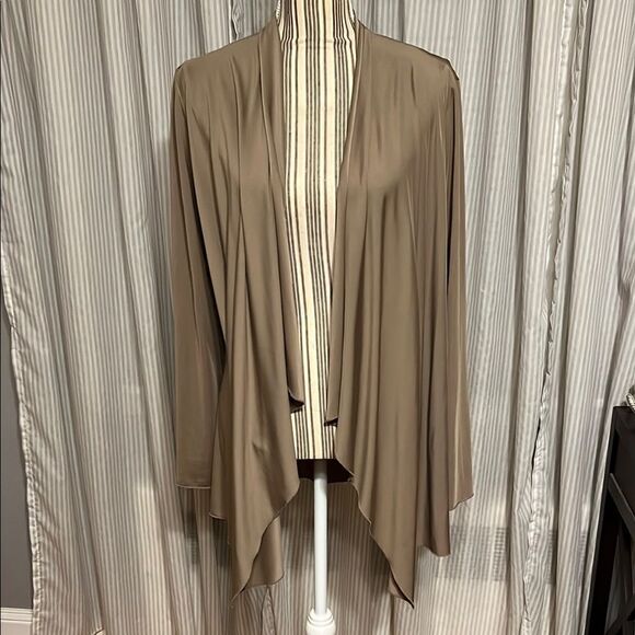 Chic Draped Tan Cardigan - Picture 1 of 5
